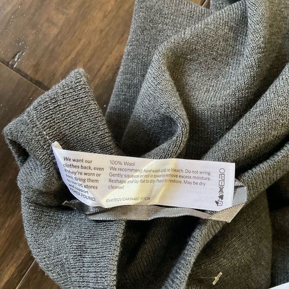 Eileen Fisher The Icon Gray 100% Wool Wide Leg Crop Pull On Knit Pants-Size L - Picture 3 of 6